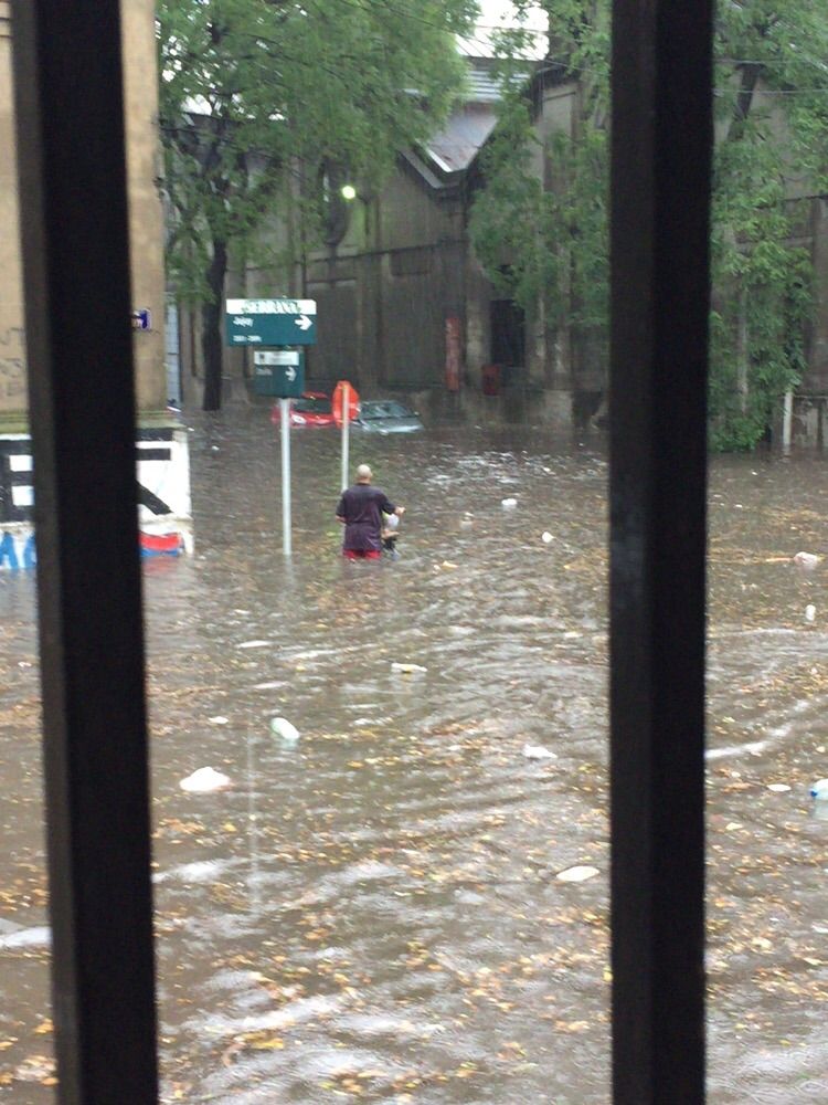 9971582431b2e36141a876eaf1bfe568