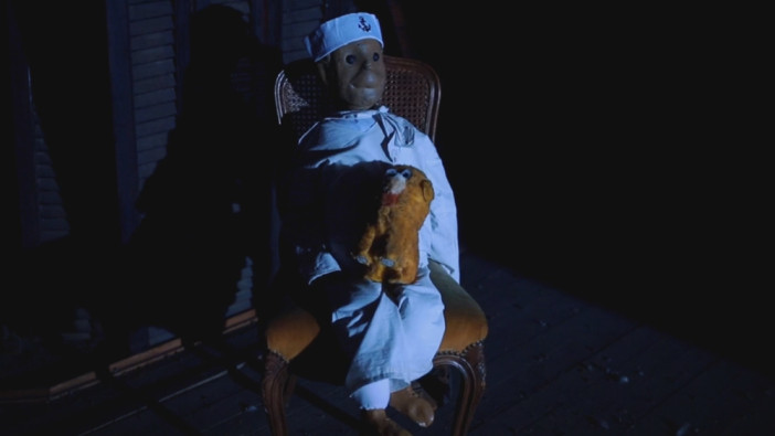 Robert, el muñeco maldito - Teledoce.com