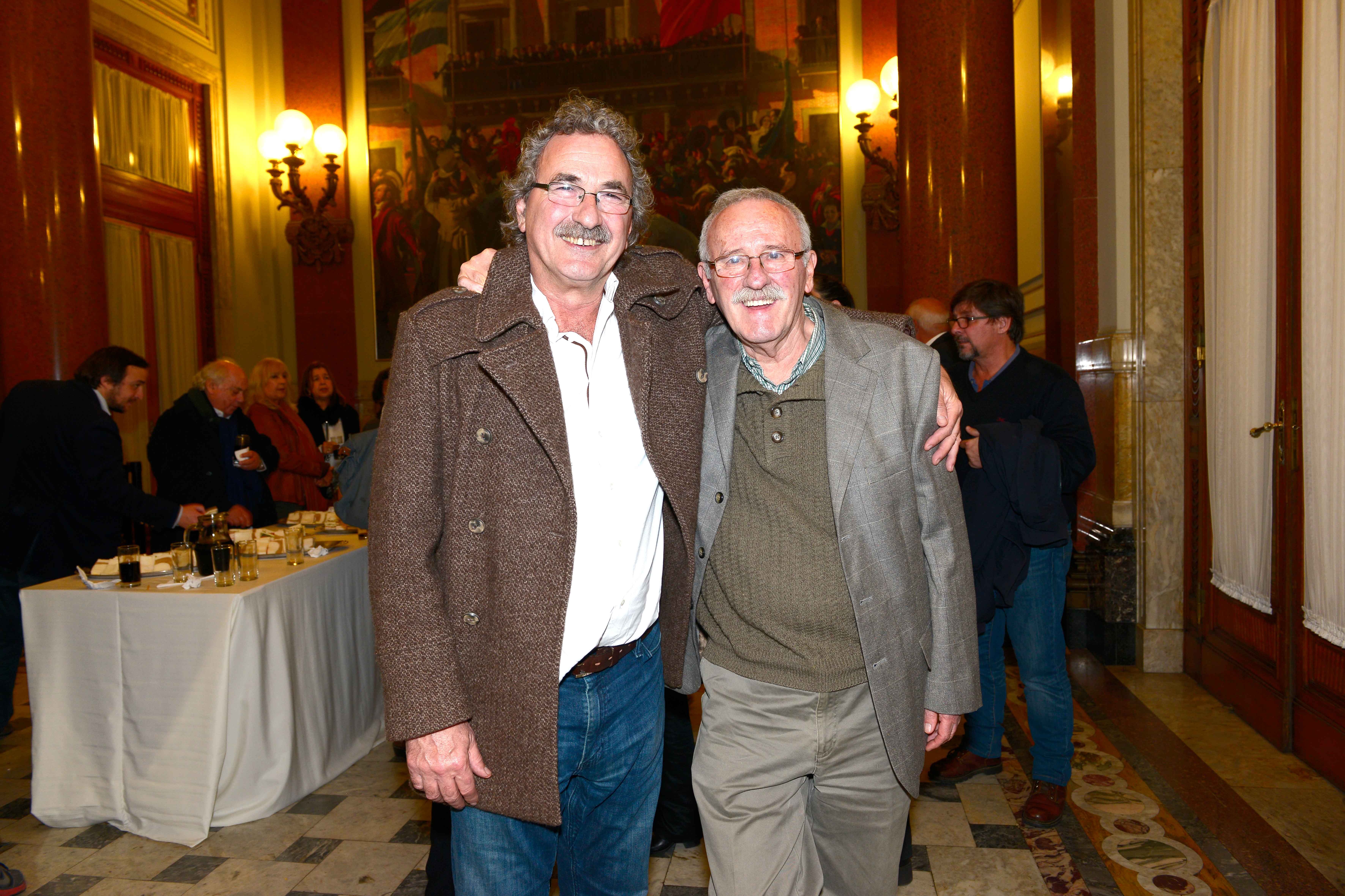 Avant Premiere de El Origen: humor rioplatense.