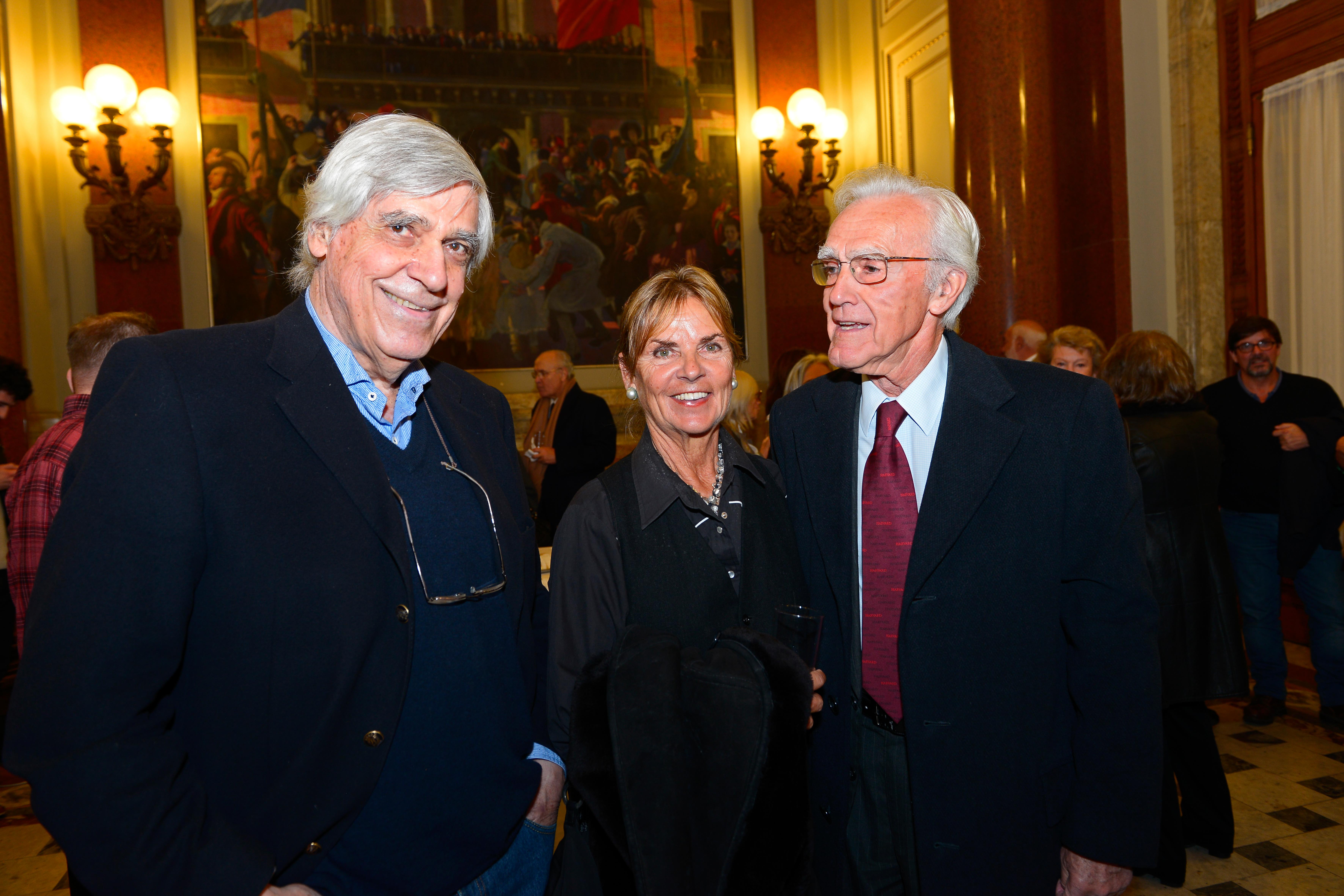 Avant Premiere de El Origen: humor rioplatense.