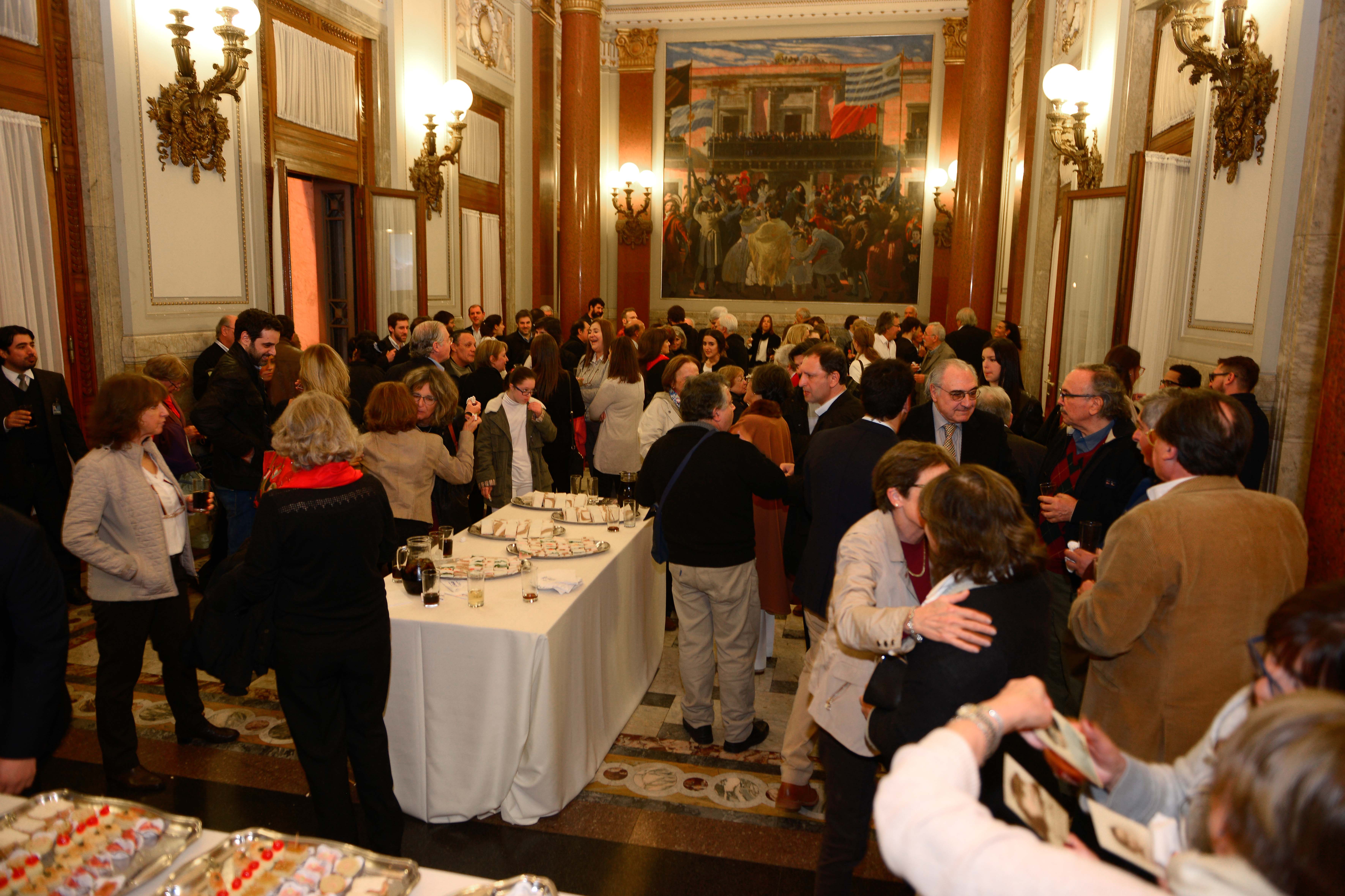 Avant Premiere de El Origen: humor rioplatense.