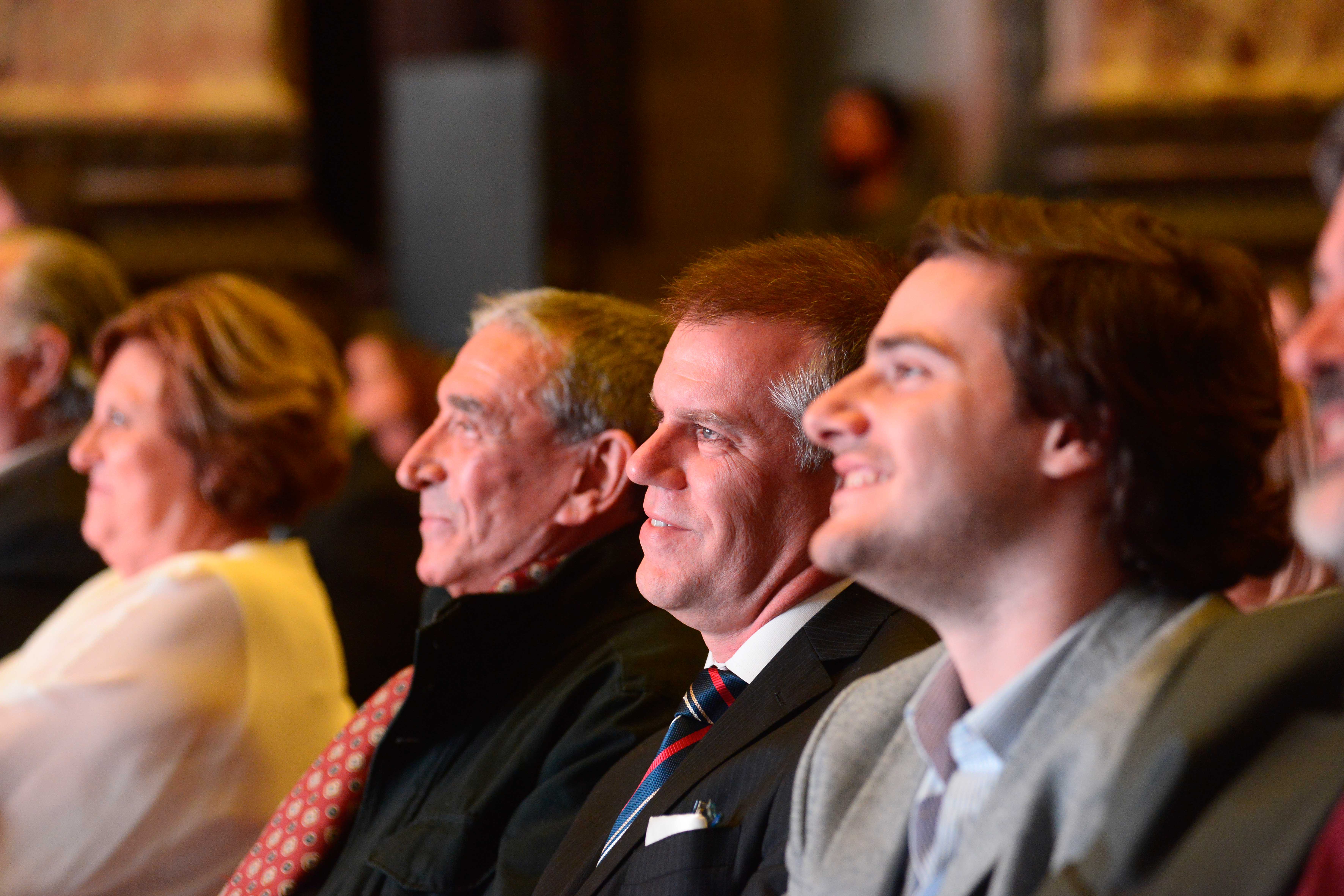 Avant Premiere de El Origen: humor rioplatense.