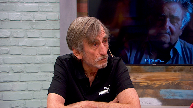 Jorge Zabalza contra el documental de Kusturica: "Mujica recuerda una cerveza y no las muertes" de la Toma de Pando