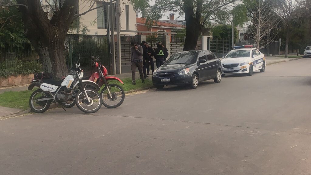 Lugar donde dejaron uno de los vehículos abandonados. Crédito: Guillermo Lorenzo.