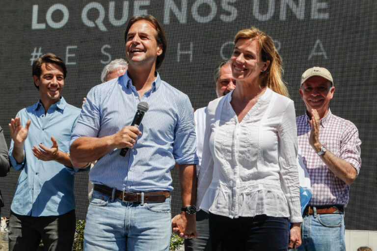 El presidente Lacalle Pou y Lorena Ponce de León iniciaron formalmente