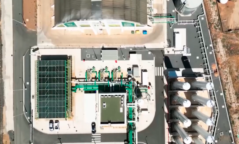 Gobierno y HIF firmaron el acuerdo para instalar la planta de hidrógeno verde en Paysandú