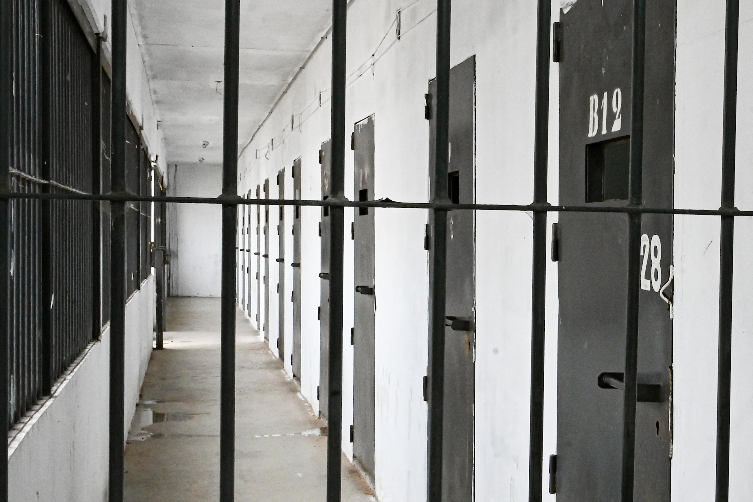 Condenanaron a 16 meses de prisión a hombre por múltiples delitos en Durazno