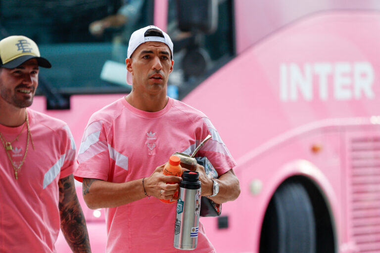 "Luis venía acumulando muchos partidos y el descanso le ha venido bien", dijo Mascherano en la previa de la vuelta de Suárez tras la sanción