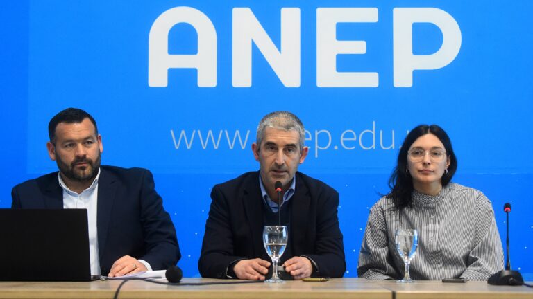 Presupuesto: oposición catalogó de "surrealista" la presentación de la ANEP por estar "muy lejos" de lo que propone el Poder Ejecutivo