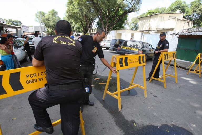 Un uruguayo fue detenido en Brasil por asfixiar y asesinar a su novia; dijo que intentaba detener una hemorragia que le provocó tras golpearla