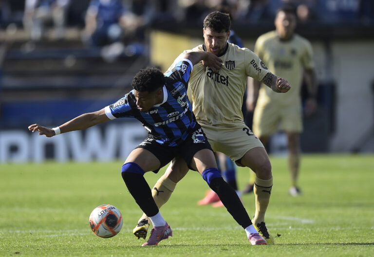 A todo o nada: Liverpool y Peñarol definen el rival de Nacional en las finales de la Liga AUF Uruguaya