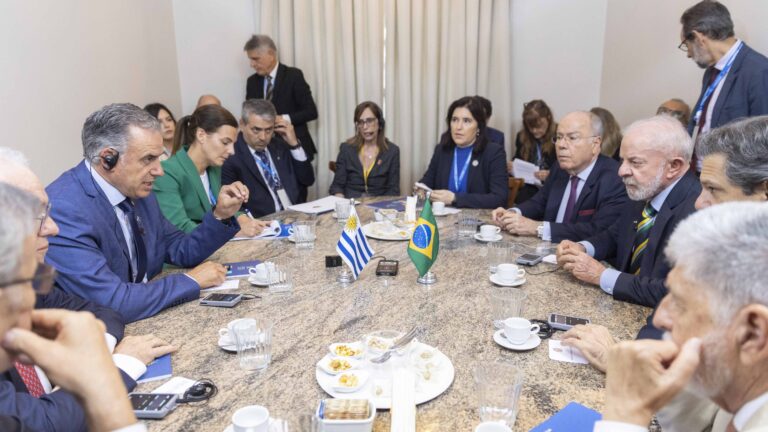 Reunión bilateral entre Orsi y Lula da Silva: repasaron temas logísticos, comerciales y de desarrollo entre ambos países