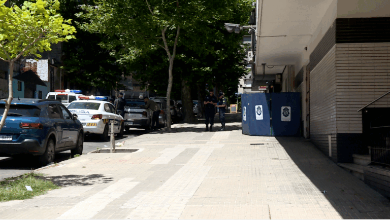 Policía investiga la muerte de un hombre en situación de calle con problemas de salud en Montevideo