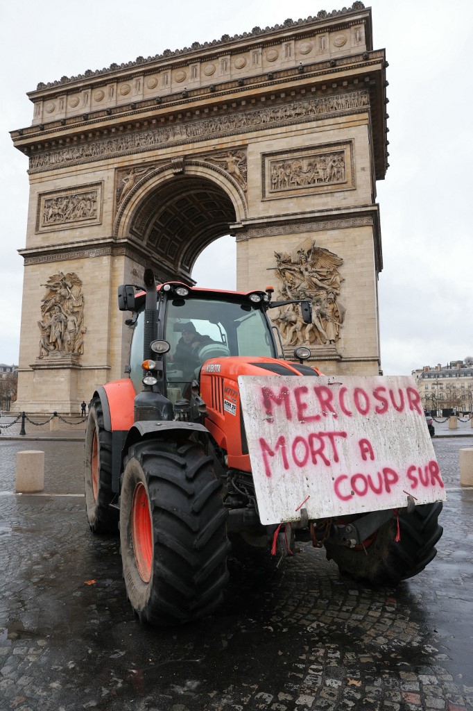 FRANCE-AGRICULTURE-POLITICS-PROTEST