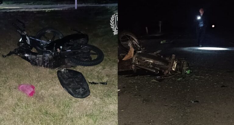 Choque frontal entre dos motos en Colonia terminó con un hombre de 64 años muerto y un joven de 23 años en estado grave