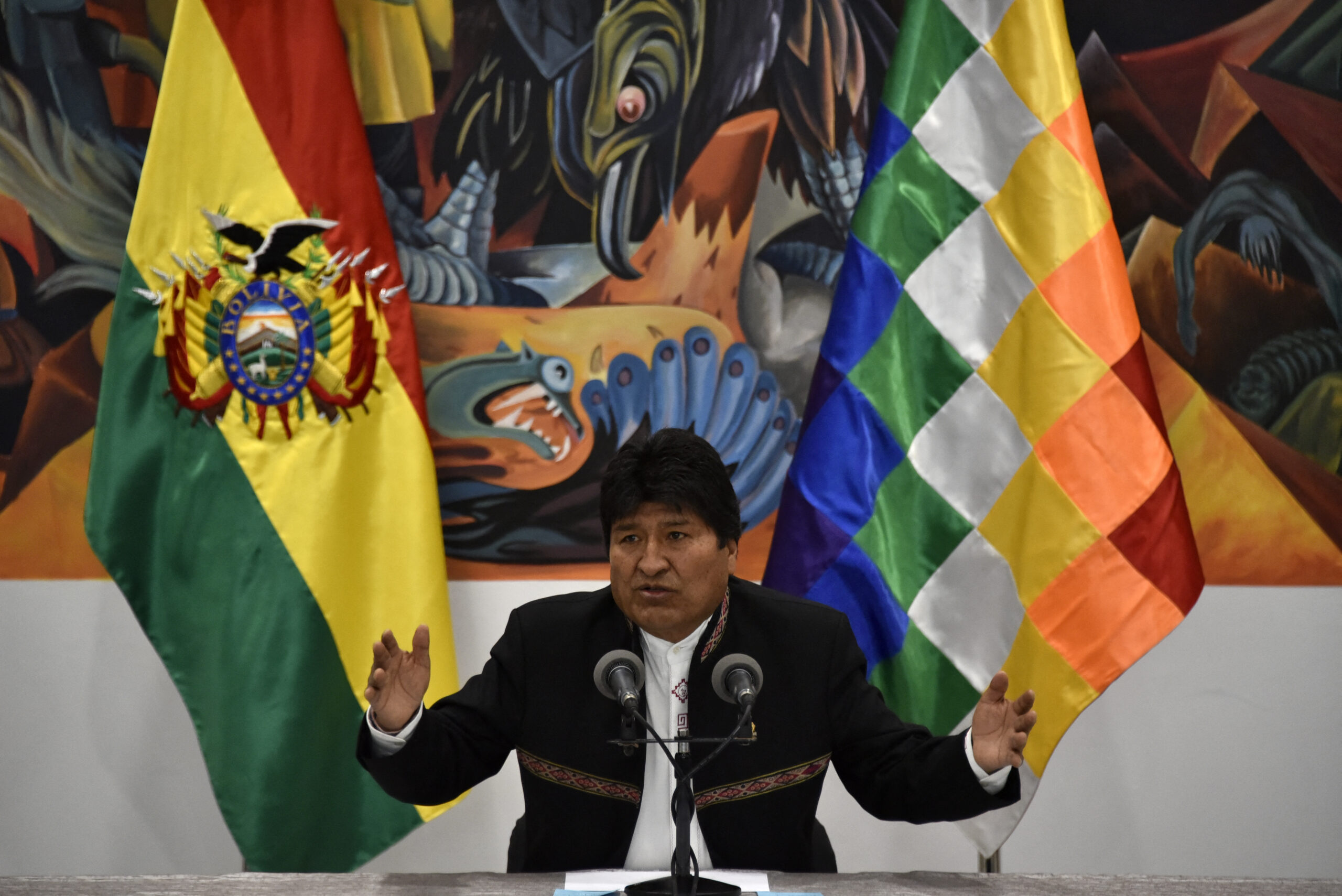 Evo Morales no se presentó al juicio por presunta trata de una menor y la Justicia renovó su orden de captura