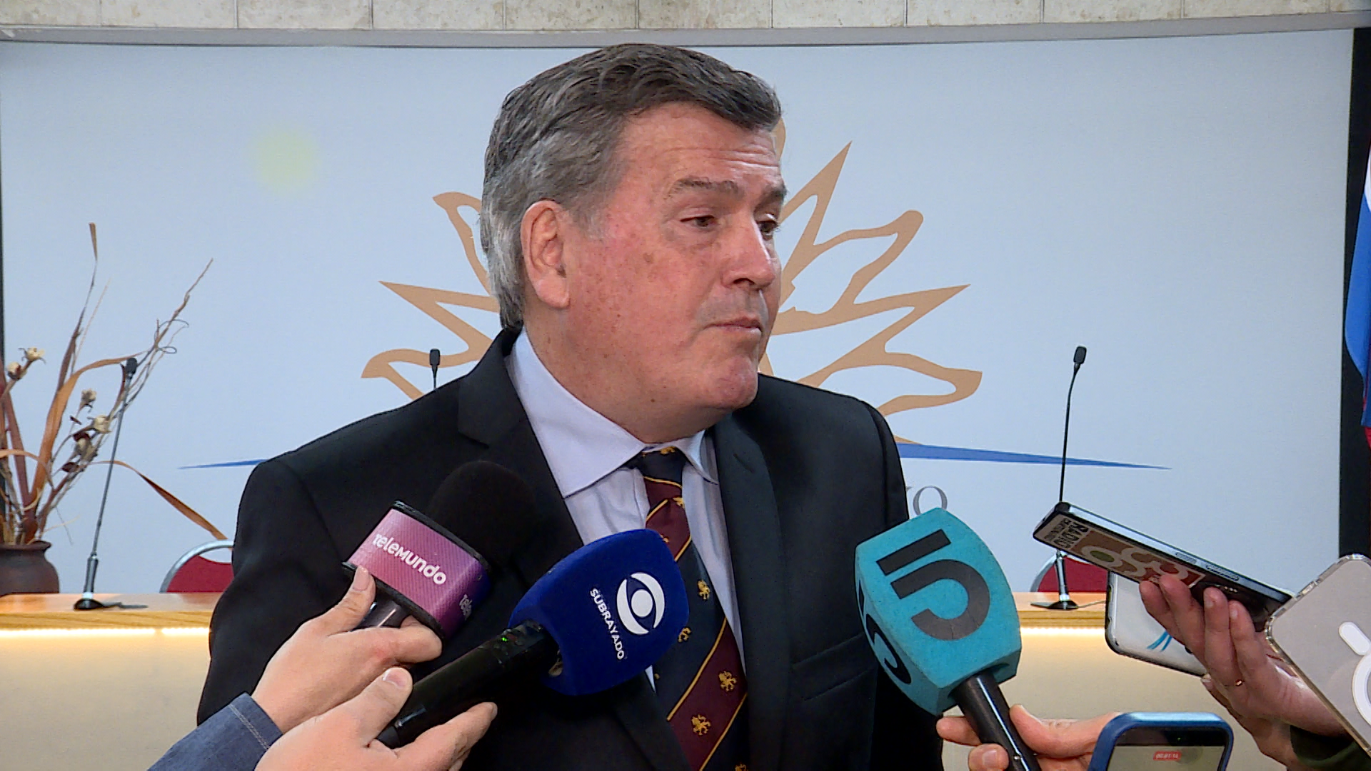 “Lo queremos ayudar al ministro de Economía, pero no se deja”: Bordaberry criticó a Oddone por proyecciones y manejo fiscal